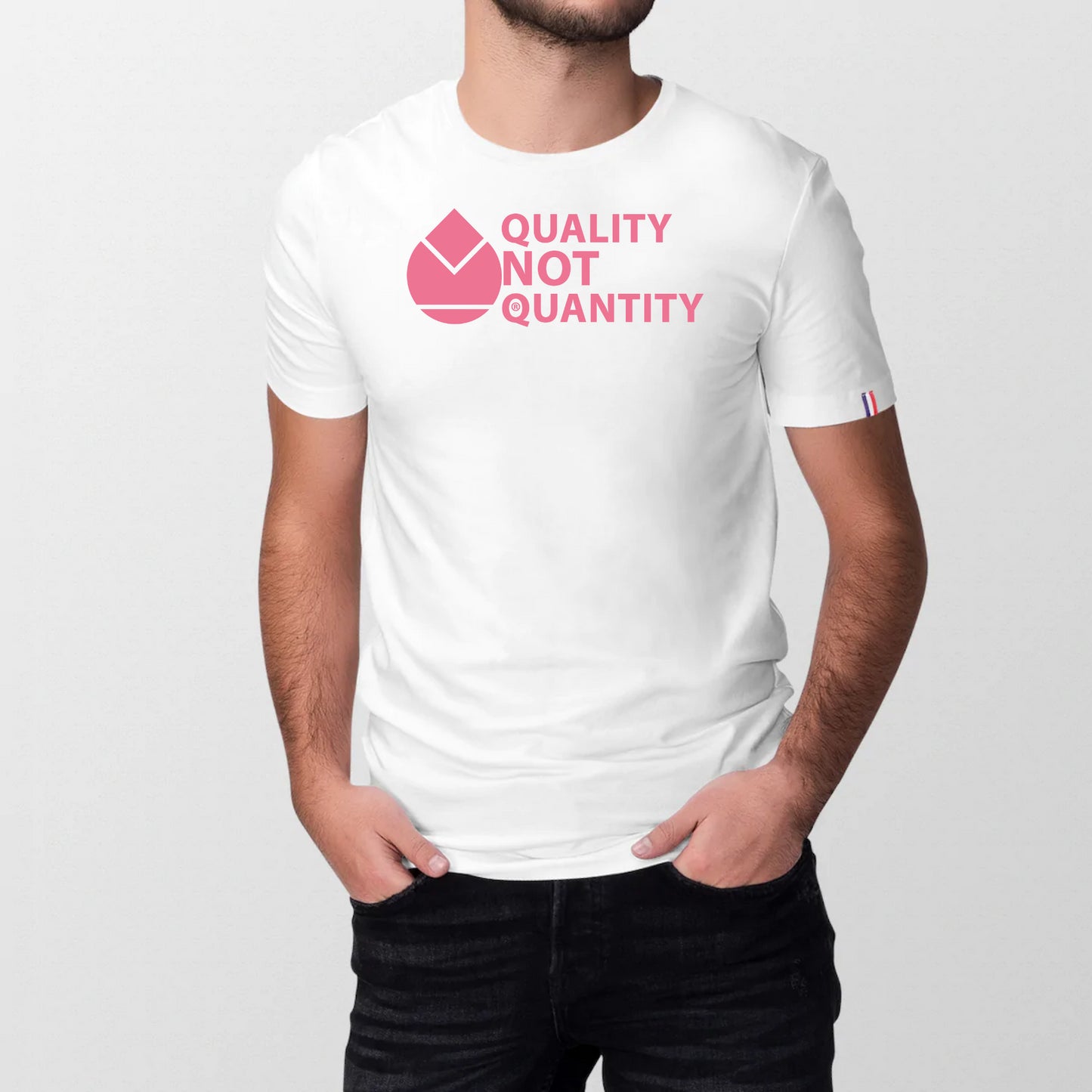 100% organic cotton T-shirt made in France Orfèvres
QUALITY NOT QUANTITY Color Pink.