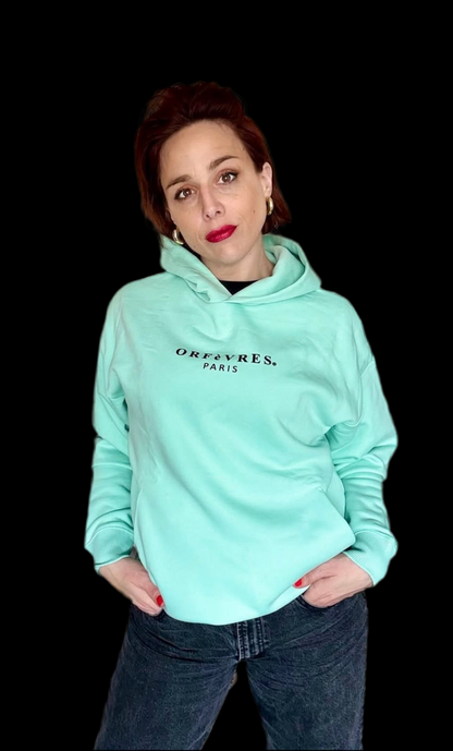 Unisex Oversized Premium Hoodie + Orfèvres Paris Onika.