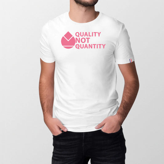 T-shirt 100% coton bio made in France Orfèvres 
QUALITY NOT QUANTITY Couleur Rose.