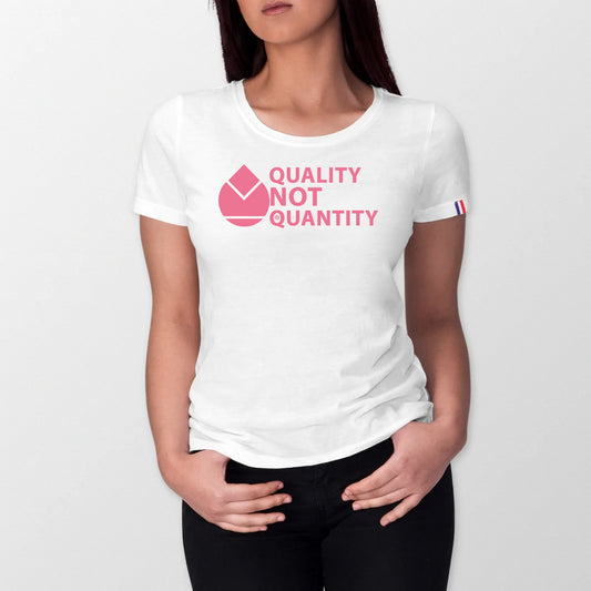 T-shirt 100% coton bio made in France Orfèvres 
QUALITY NOT QUANTITY Couleur Rose.