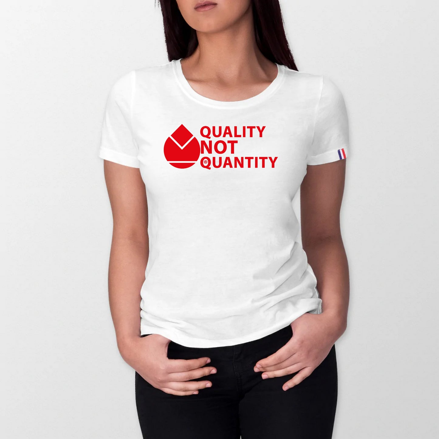 T-shirt 100% coton bio made in France Orfèvres 
QUALITY NOT QUANTITY Couleur Grenadine.