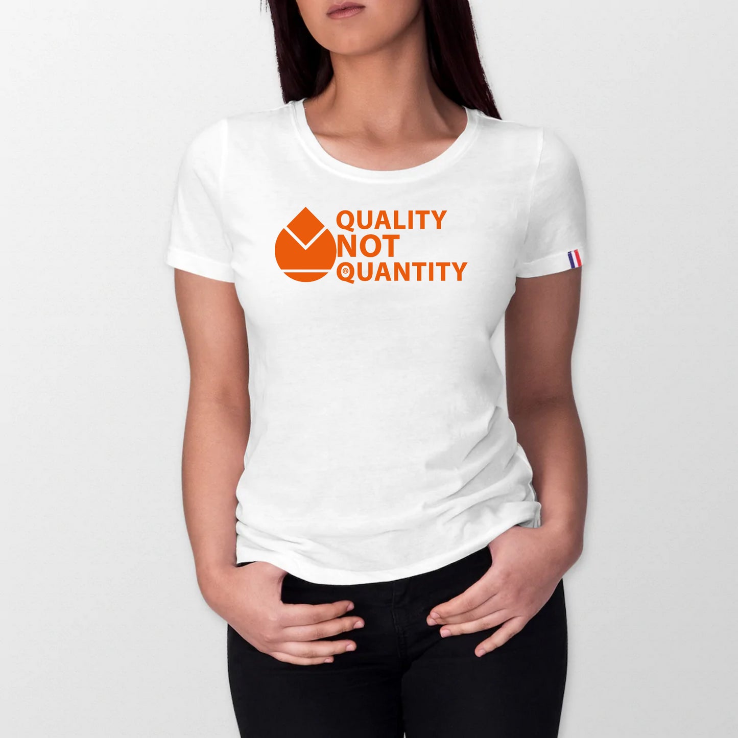 T-shirt 100% coton bio made in France Orfèvres 
QUALITY NOT QUANTITY Couleur Orange.